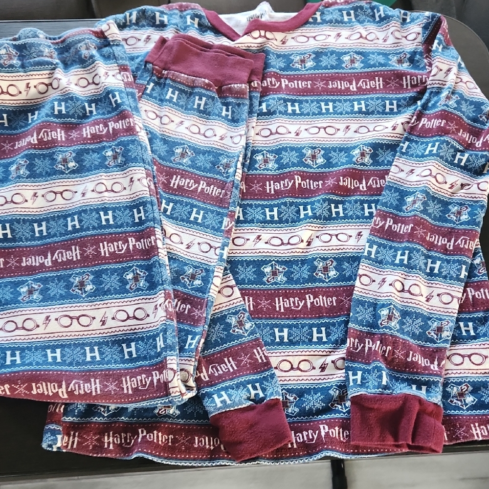 Harry Potter Pajama Set - Blue and Red